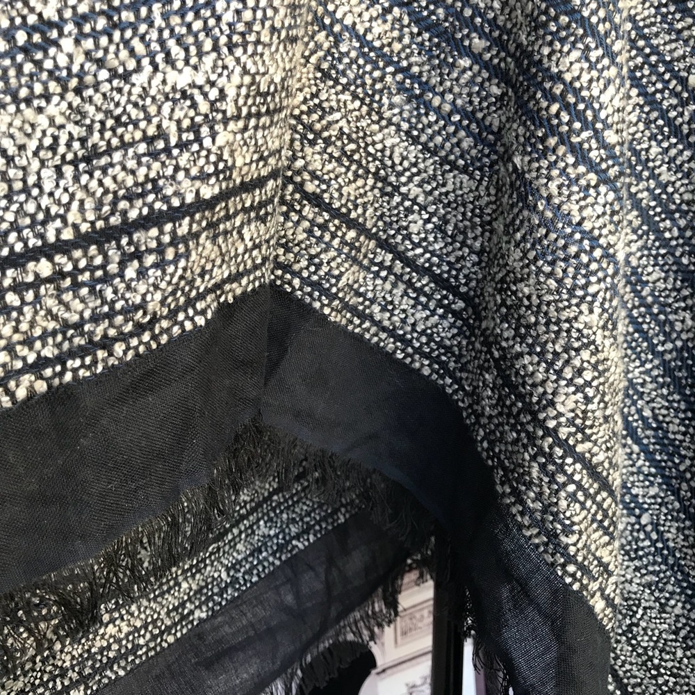 SOLD - Picture 4 of 8